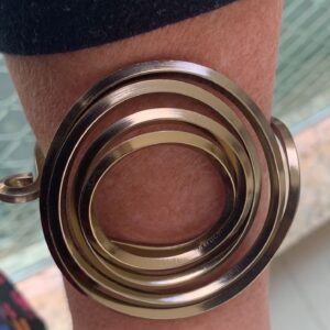 Bracelete de alumínio