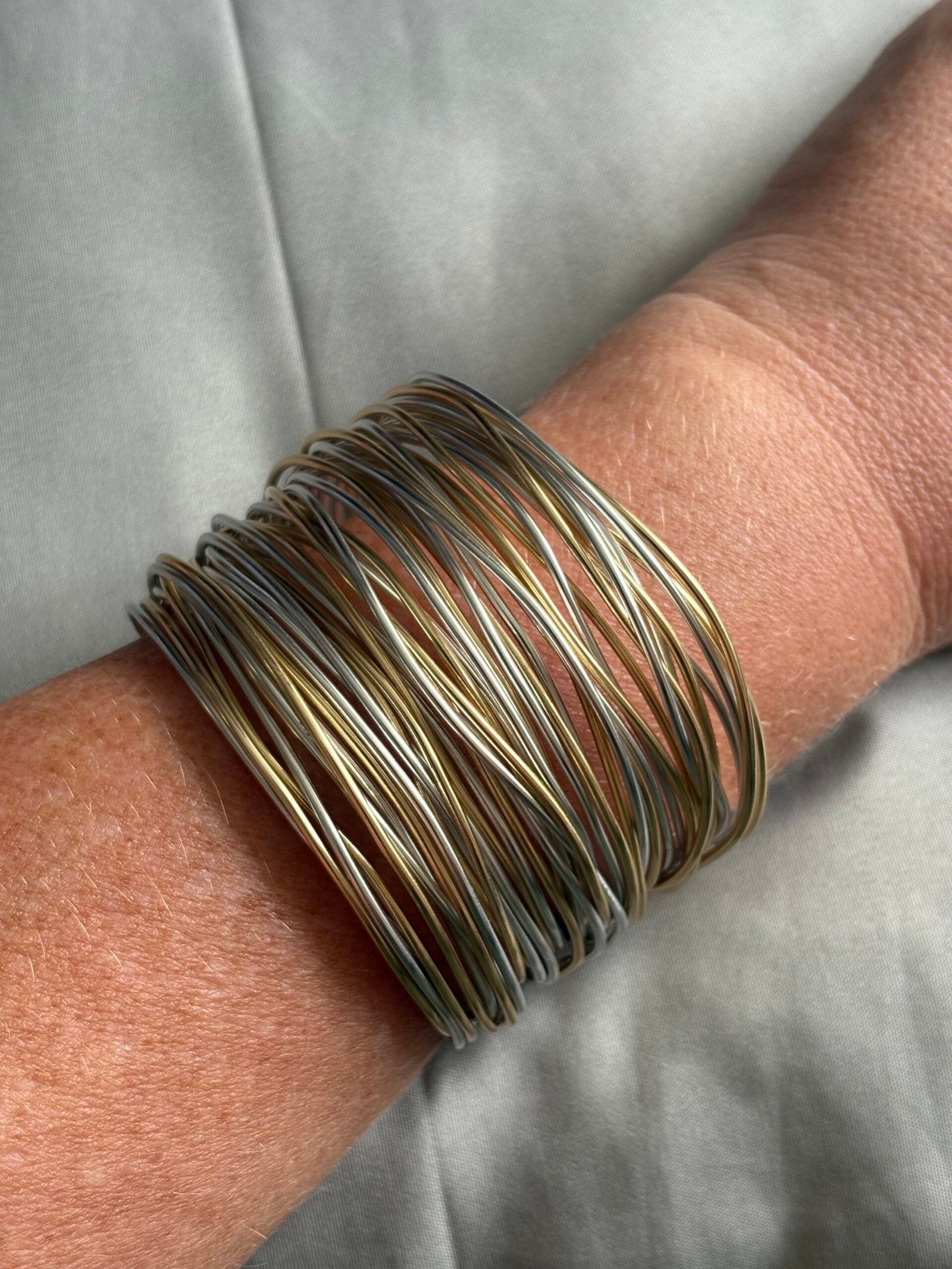 Pulseira Fios em Alumínio - Imagem 5