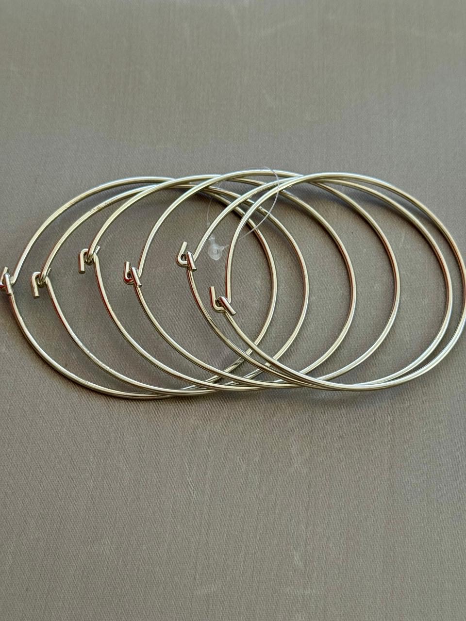 Pulseira de alumínio